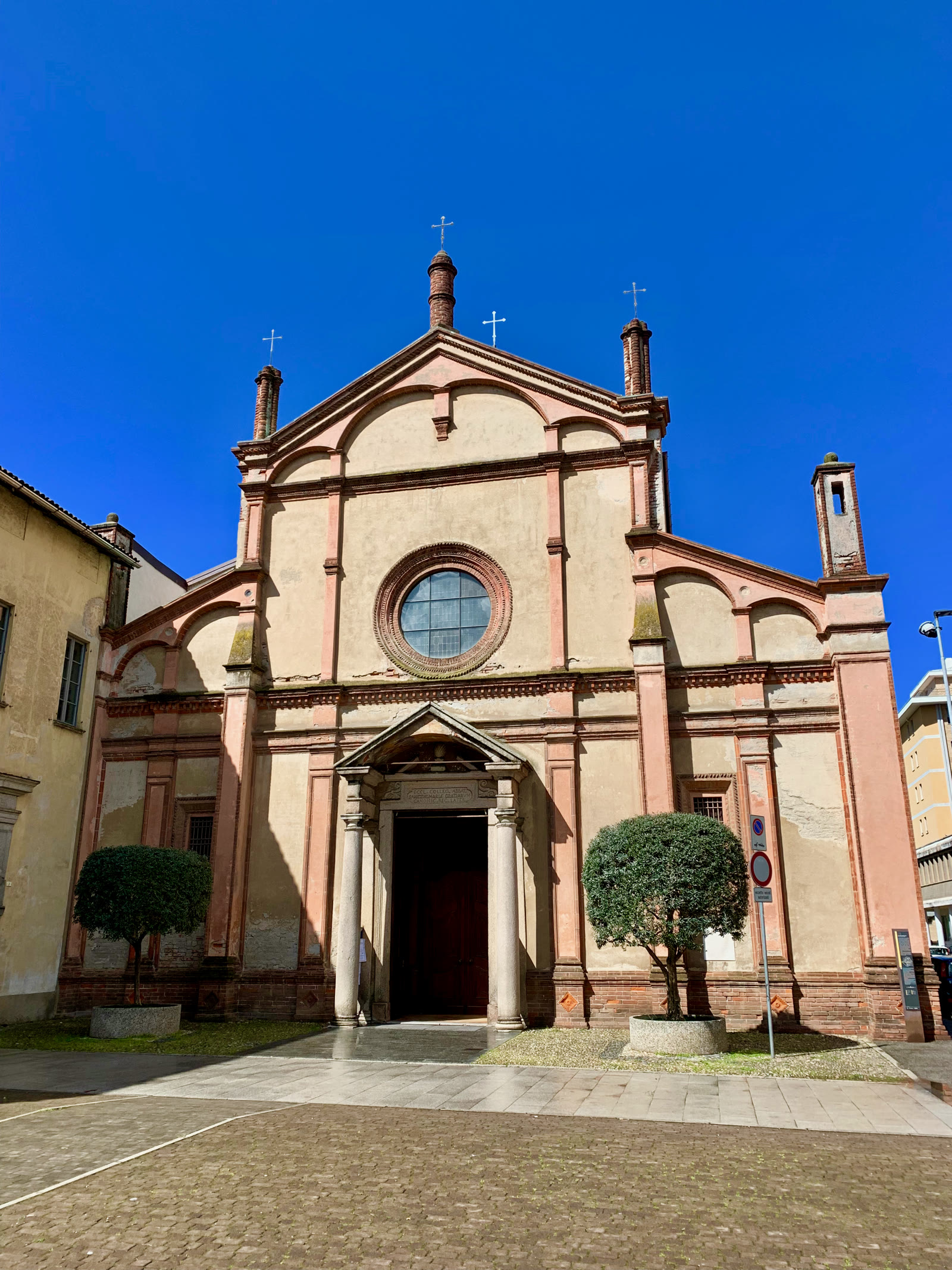 Facciata della chiesa parrocchiale di San Martino